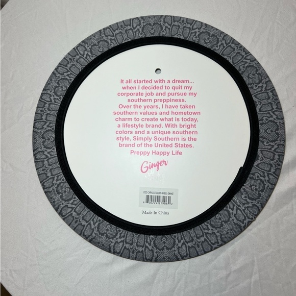 Simply Southern Car Bundle - License Plate Frame & Steering Wheel Cover - NWT - Picture 5 of 6